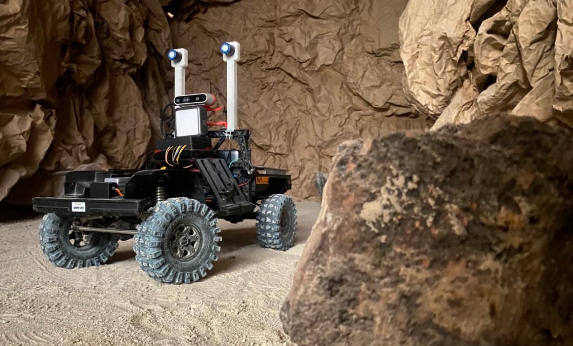 Diseñan estudiantes del Instituto Politécnico Nacional robot explorador que mapea e identifica riesgos en minas