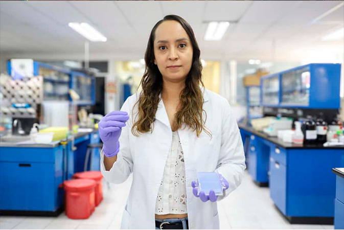 Investiga UAQ el bacterioma intestinal en mujeres con cáncer de mama
