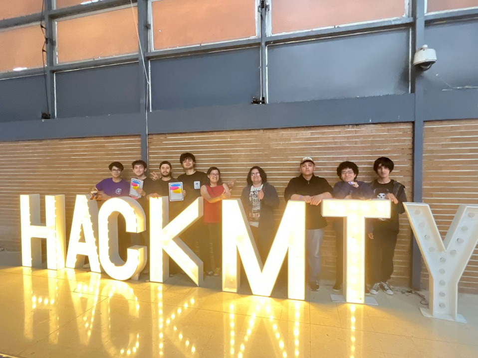ESTUDIANTES DE INGENIERIA EN CIENCIAS COMPUTACIONALES DE CETYS GANAN PRIMER LUGAR EN HACKMTY 2025
