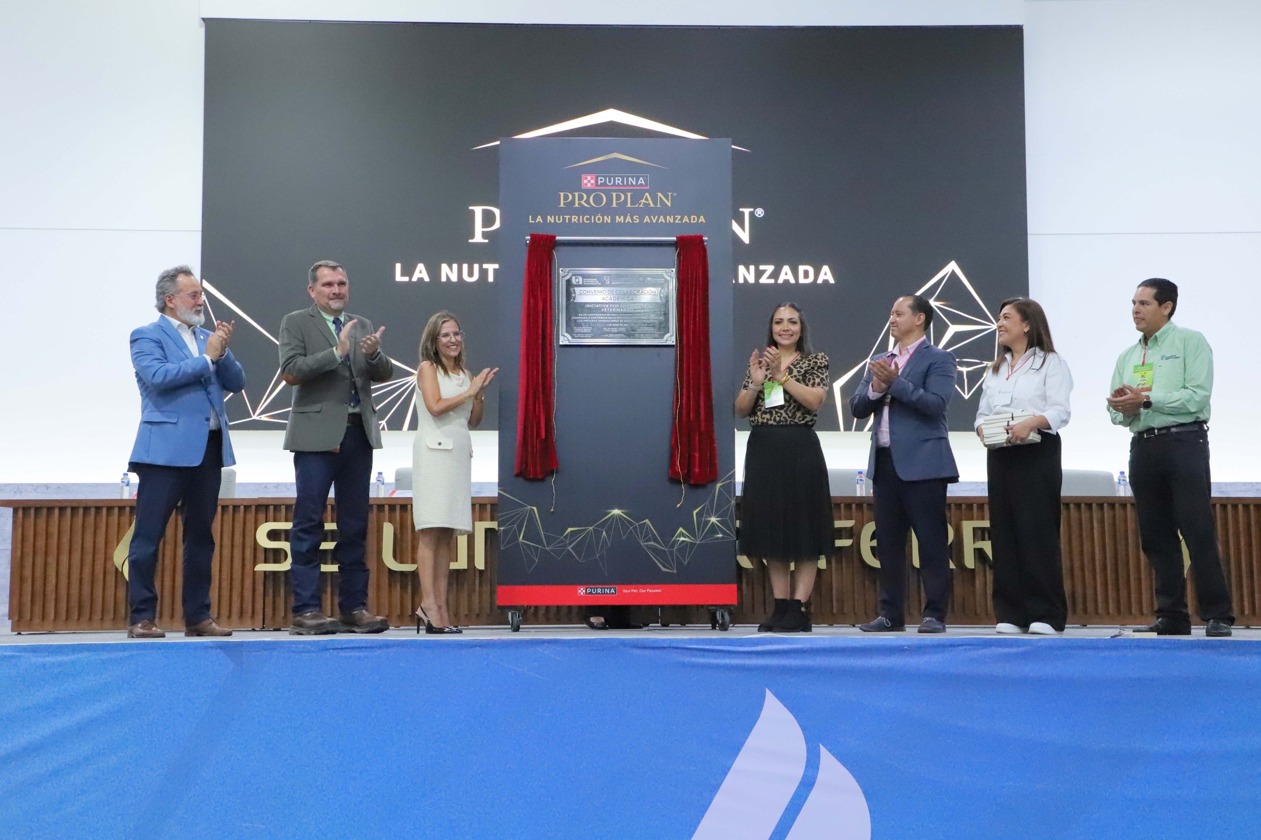 La Autónoma de Aguascalientes y Nestlé Purina firman alianza a favor del desarrollo en veterinaria